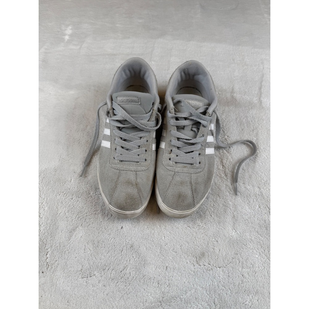 Adidas Women's Gray Suede Low Top Sneakers Shoes Size 8 Athletic Casual‎